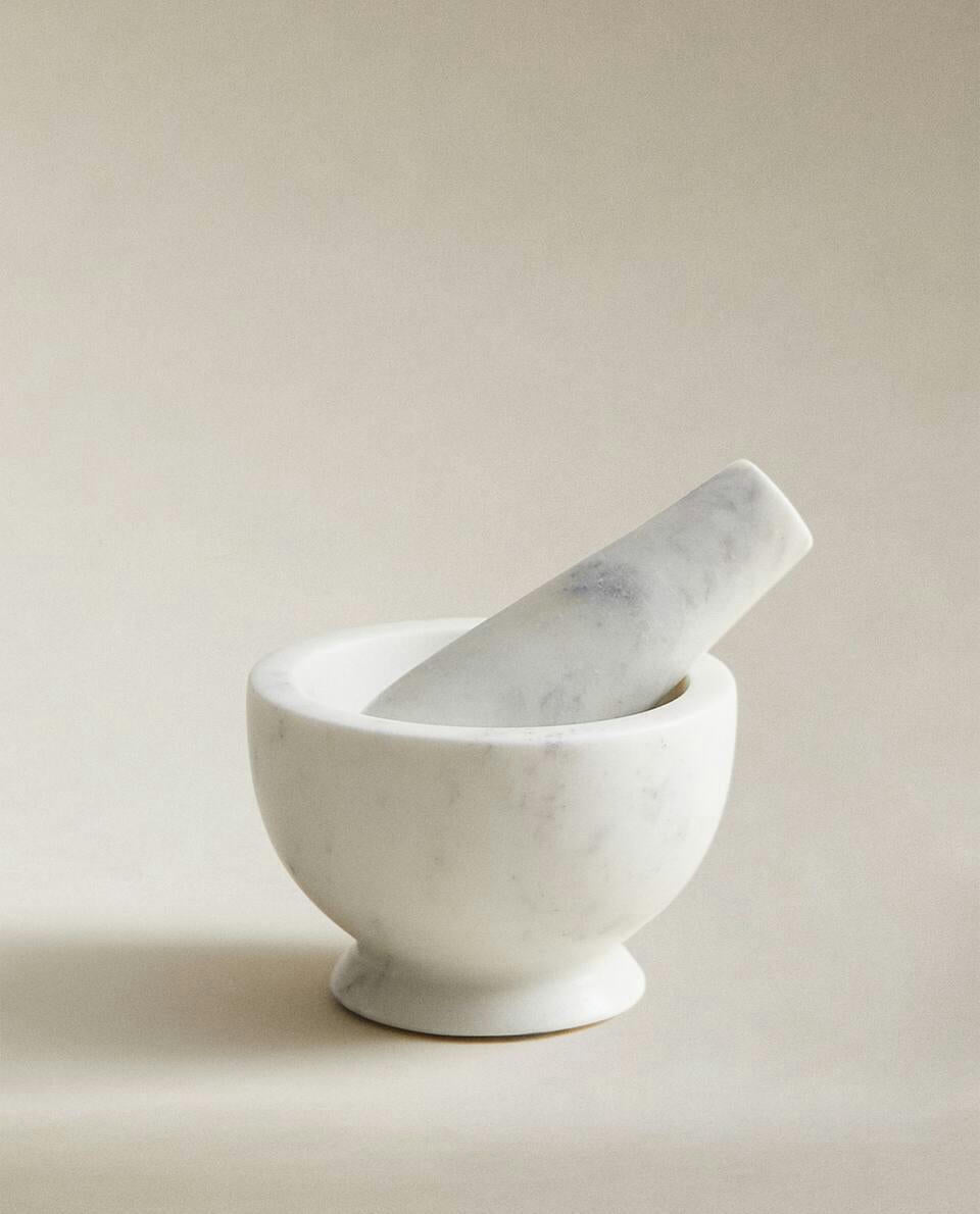 MARBLE PESTLE AND MORTAR
