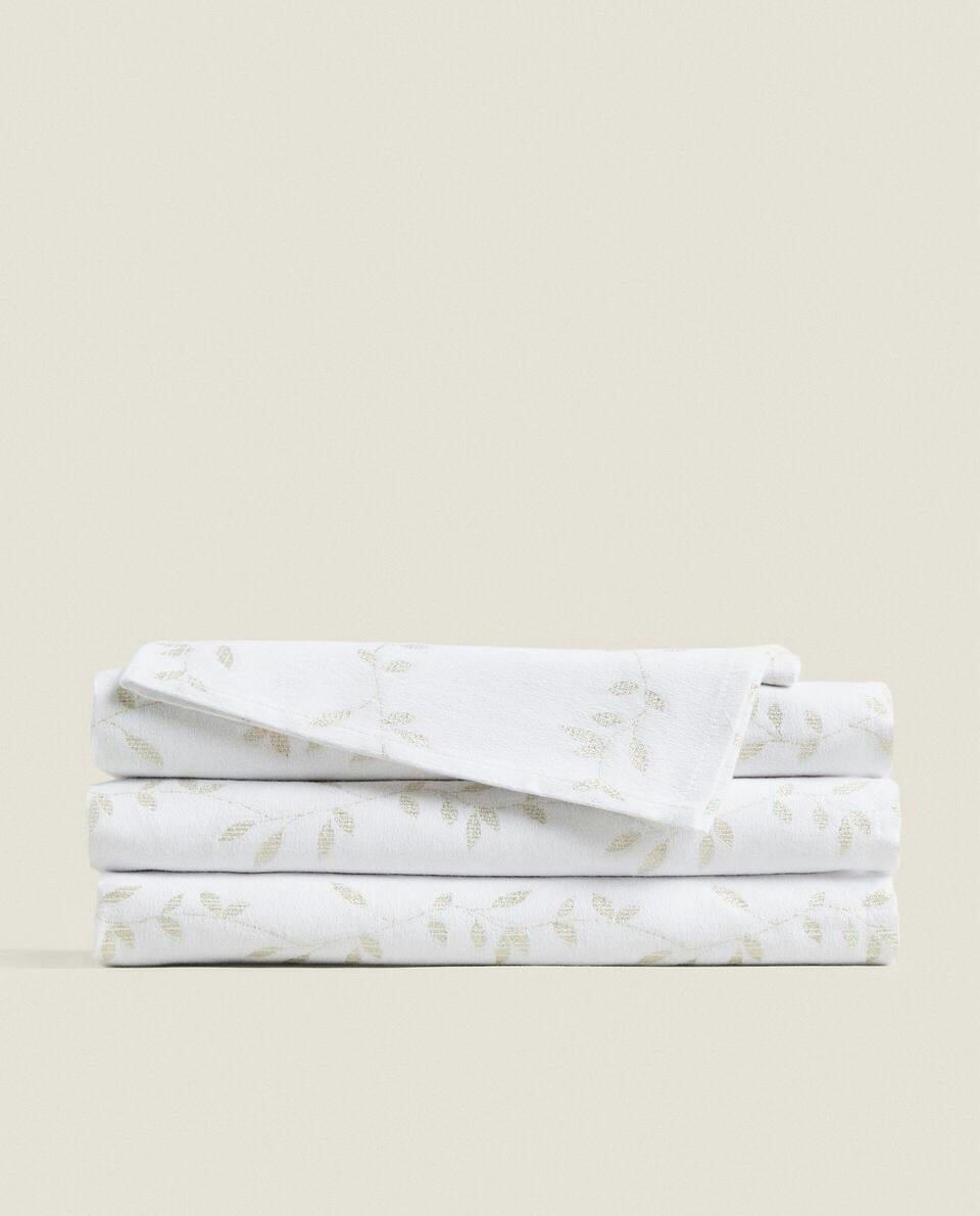 SPARKLY CHRISTMAS LEAF COTTON TABLECLOTH