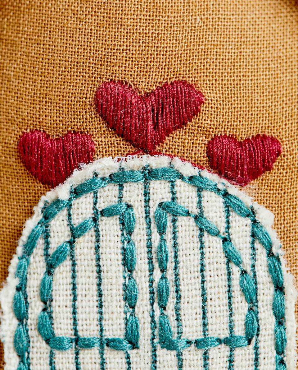 HOUSE CHRISTMAS DECORATION