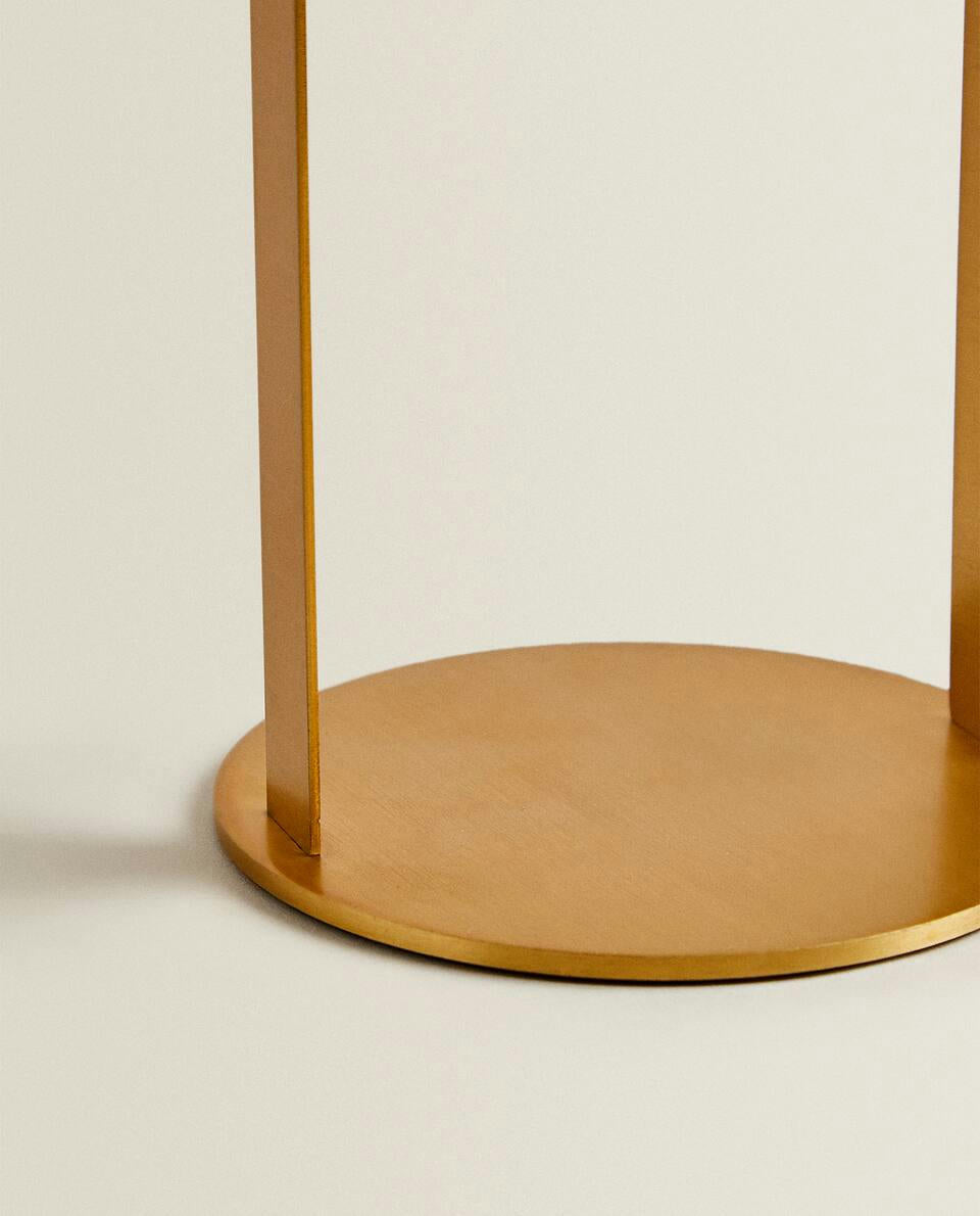 USB RECHARGEABLE SPOTLIGHT