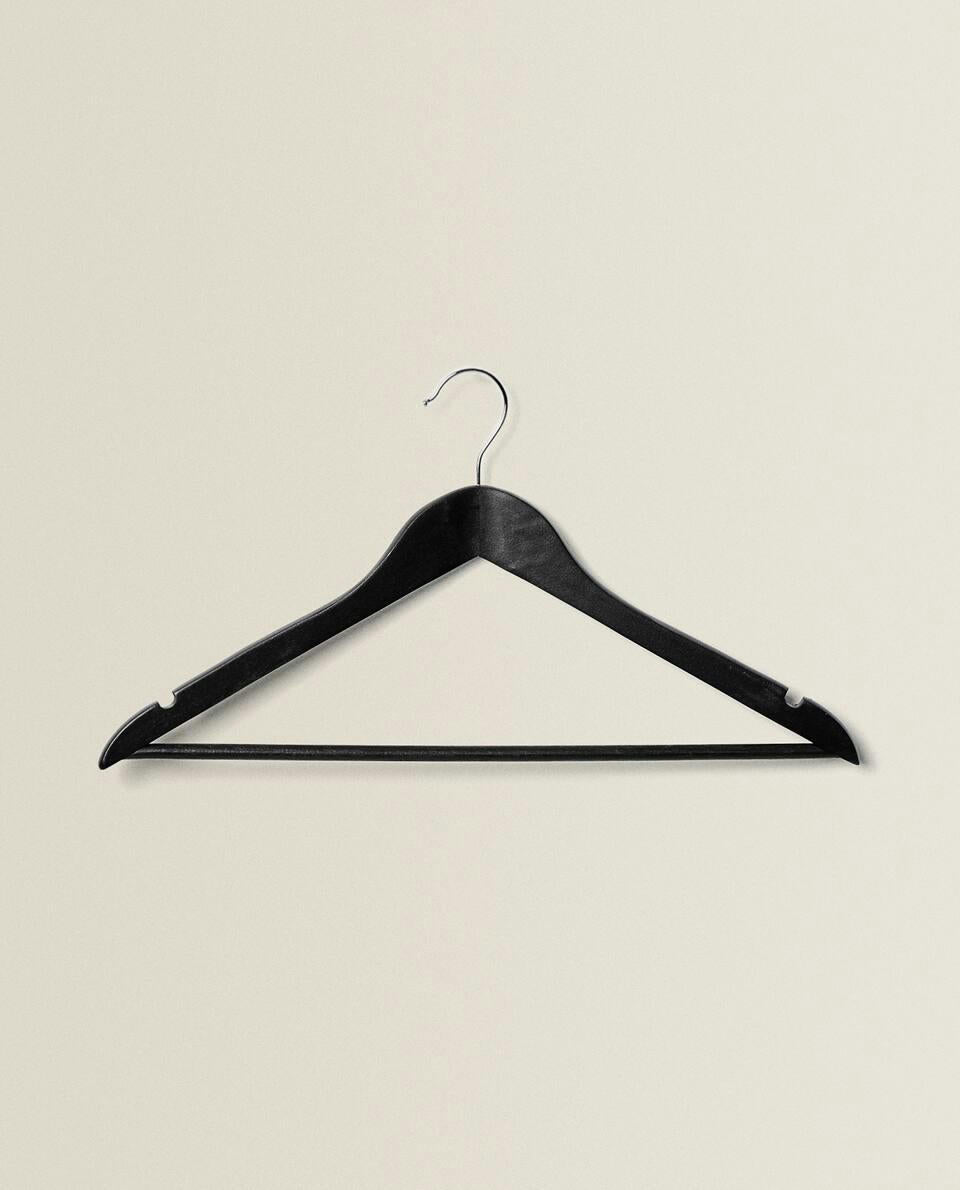 LACQUERED WOODEN HANGER (SET OF 3)