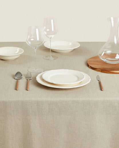 BASIC LINEN TABLECLOTH