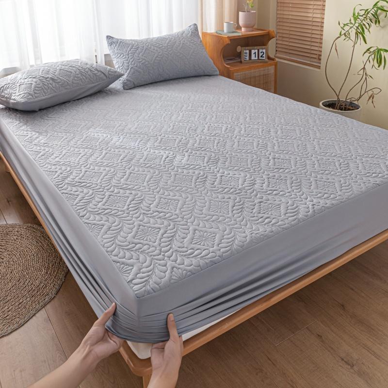 Triple-Layer Waterproof Quilted Mattress Protector