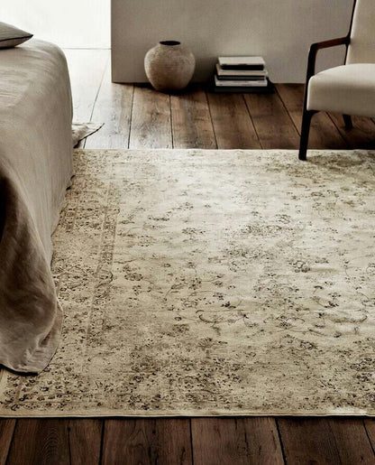 VINTAGE-EFFECT RUG