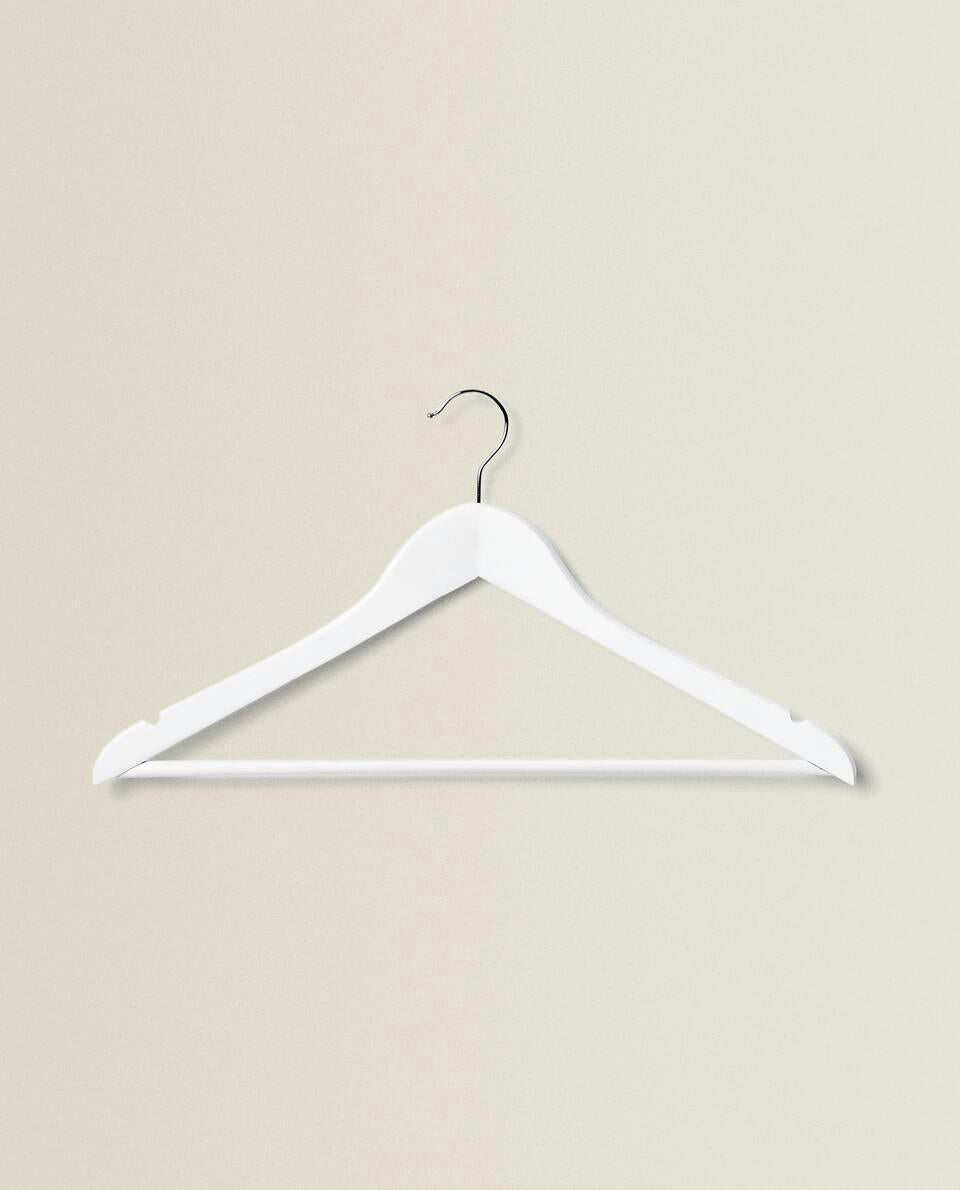 LACQUERED WOODEN HANGER (SET OF 3)