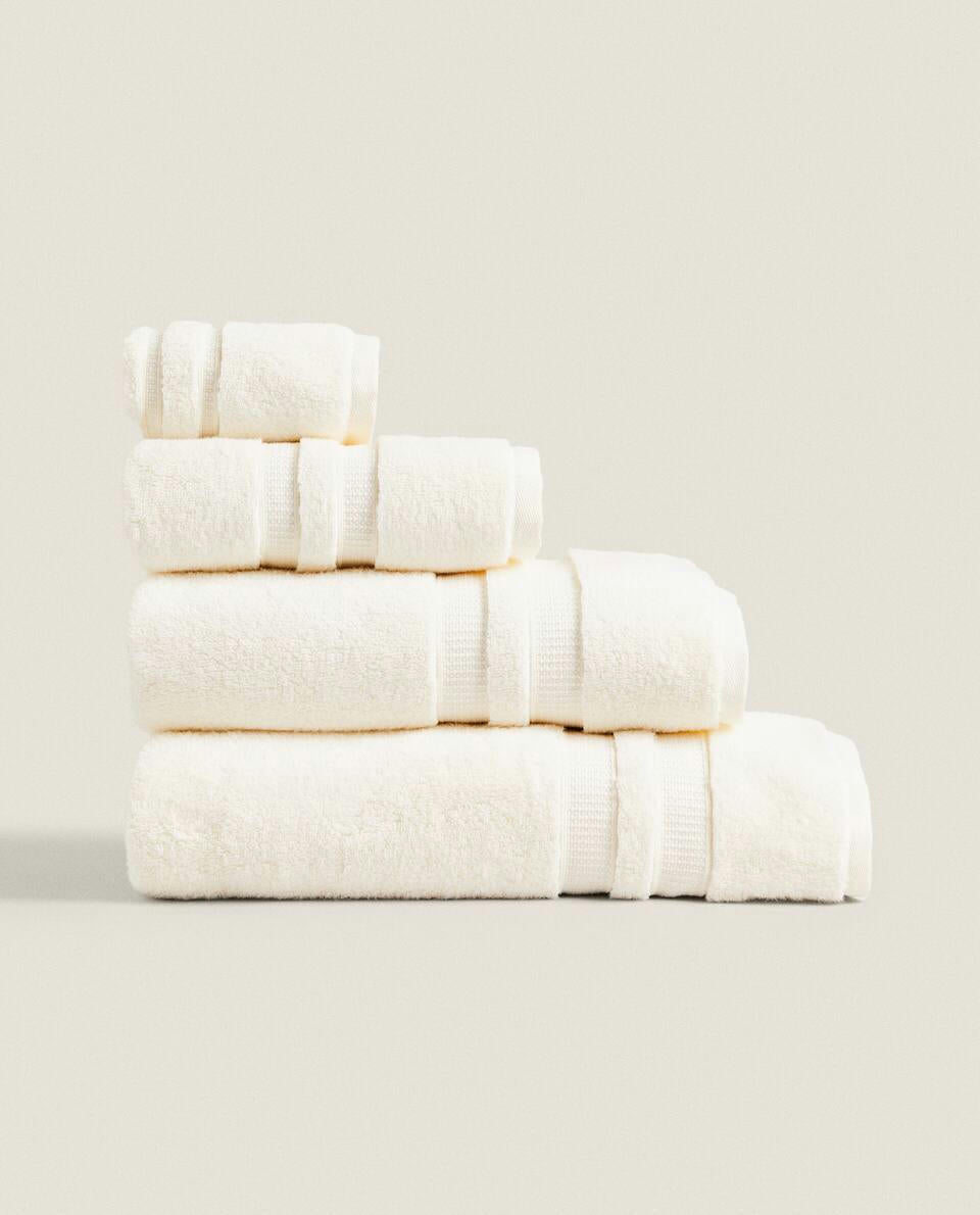 EXTRA SOFT TOWEL WITH DOUBLE BORDER