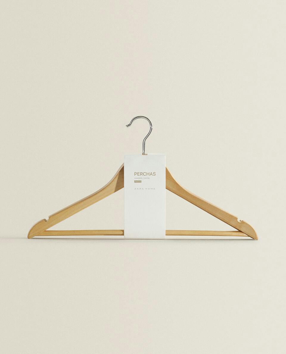 LACQUERED WOODEN HANGER (SET OF 3)