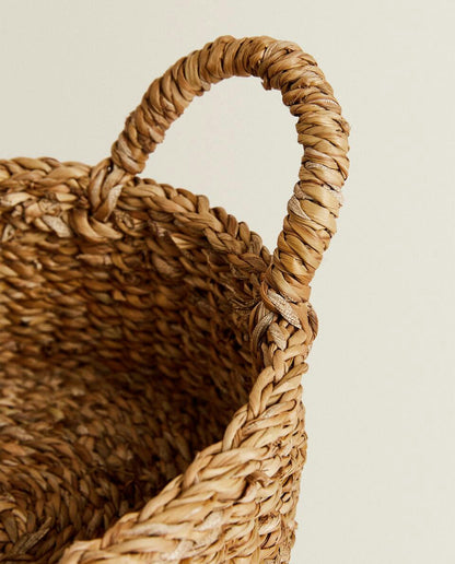 BRAIDED BASKET WITH HANDLES