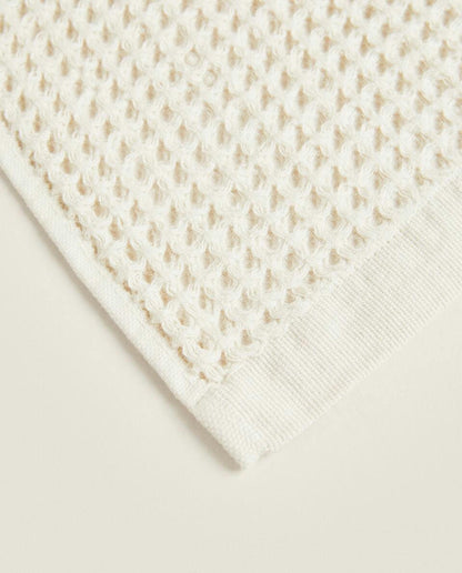 WAFFLE-KNIT COTTON TOWEL