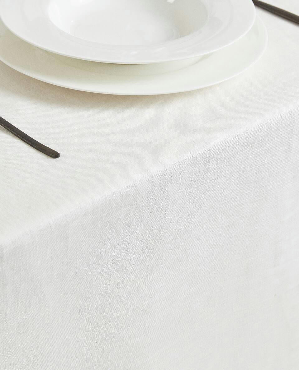 BASIC LINEN TABLECLOTH