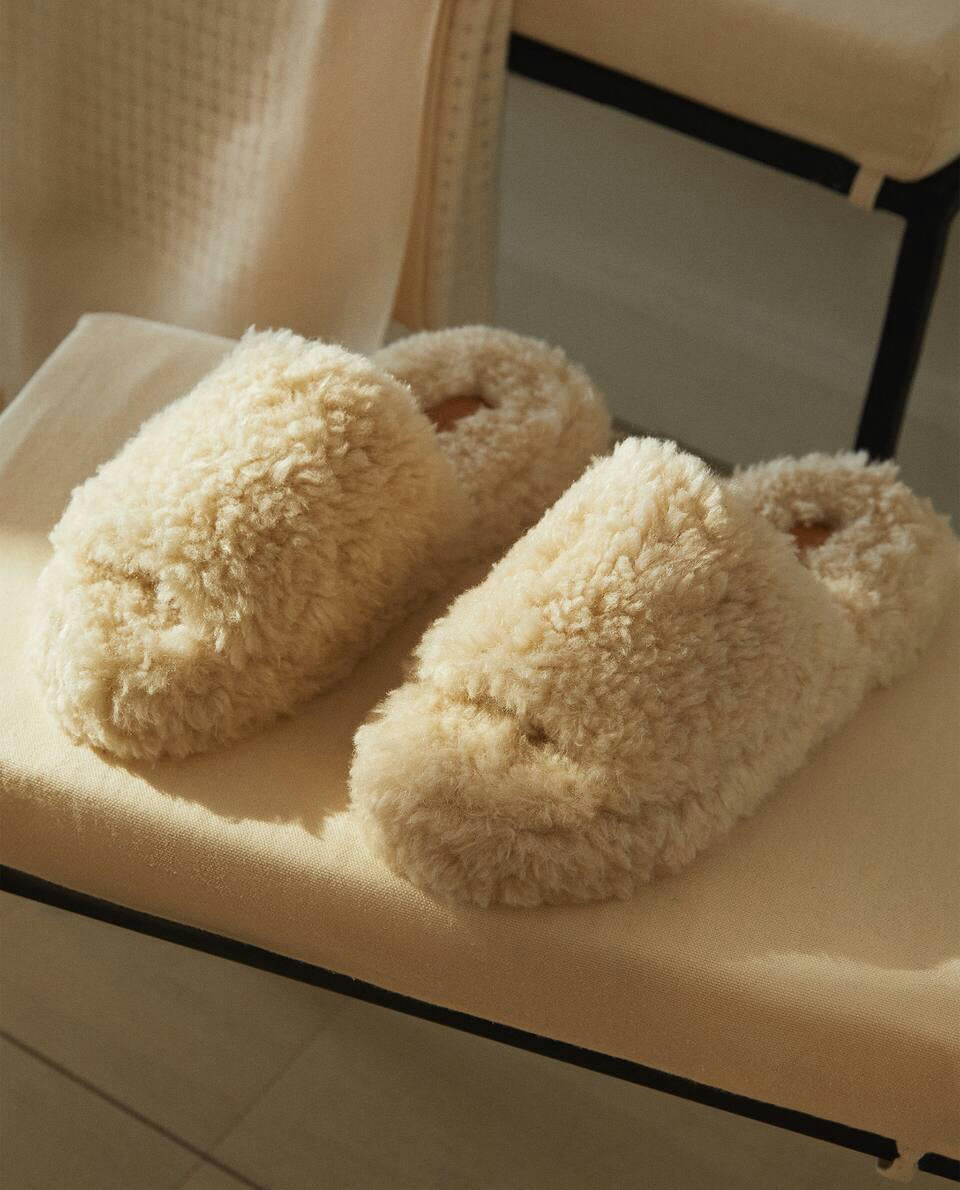 FAUX FUR PLATFORM SLIDER SLIPPERS